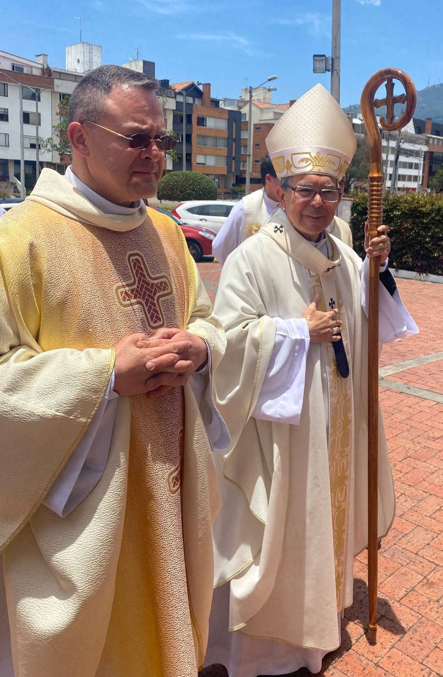 El señor Caerdenal y arzobispo de Bogotá