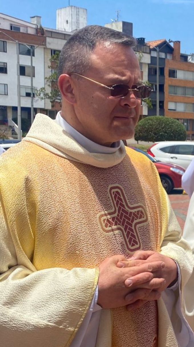 padre César Augusto Baracaldo Vega